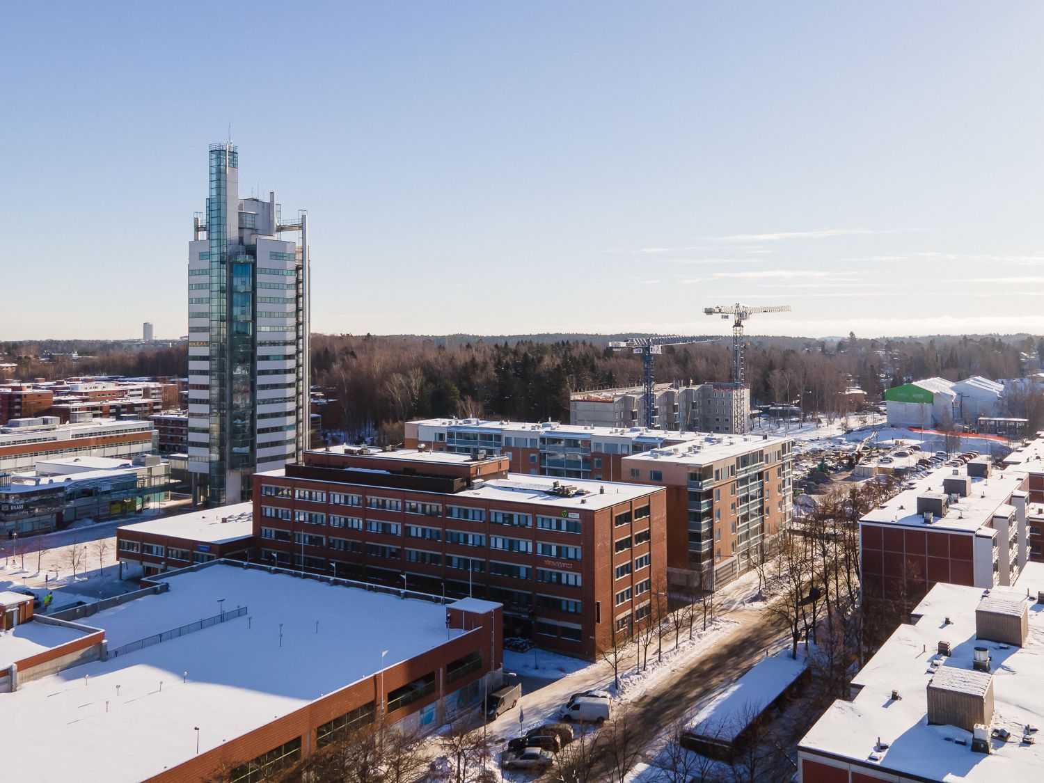 Toimitilat keskeisellä paikalla Itäkeskuksessa