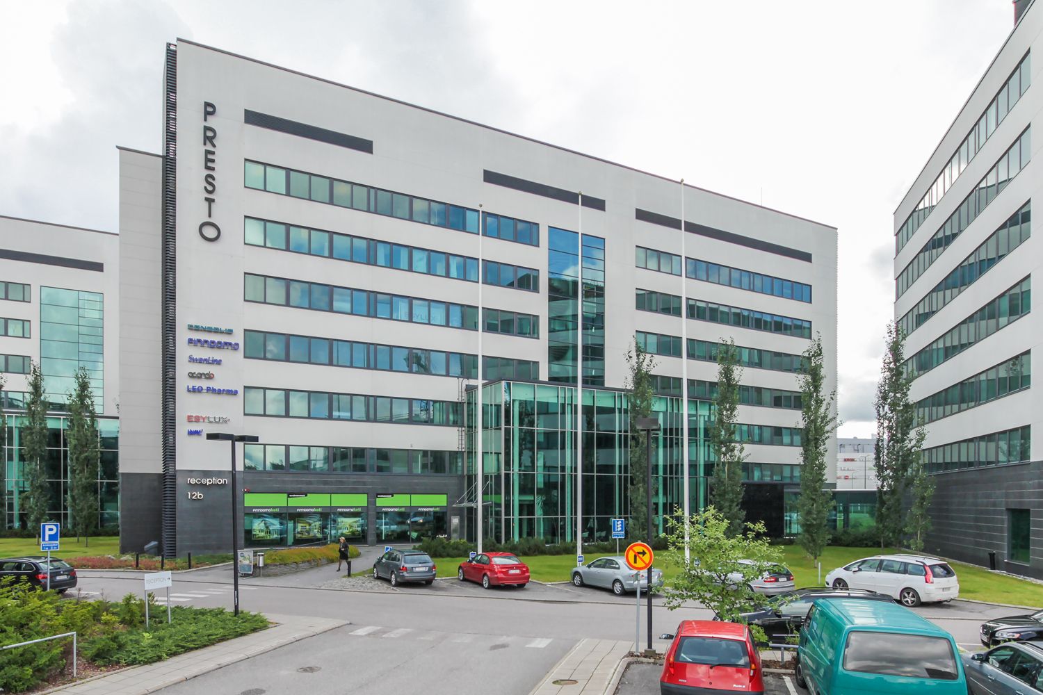 Gate8 Business Park tarjoaa modernia toimistotilaa loistavin palveluin Vantaan Aviopoliksessa, Kehä III:n varrella