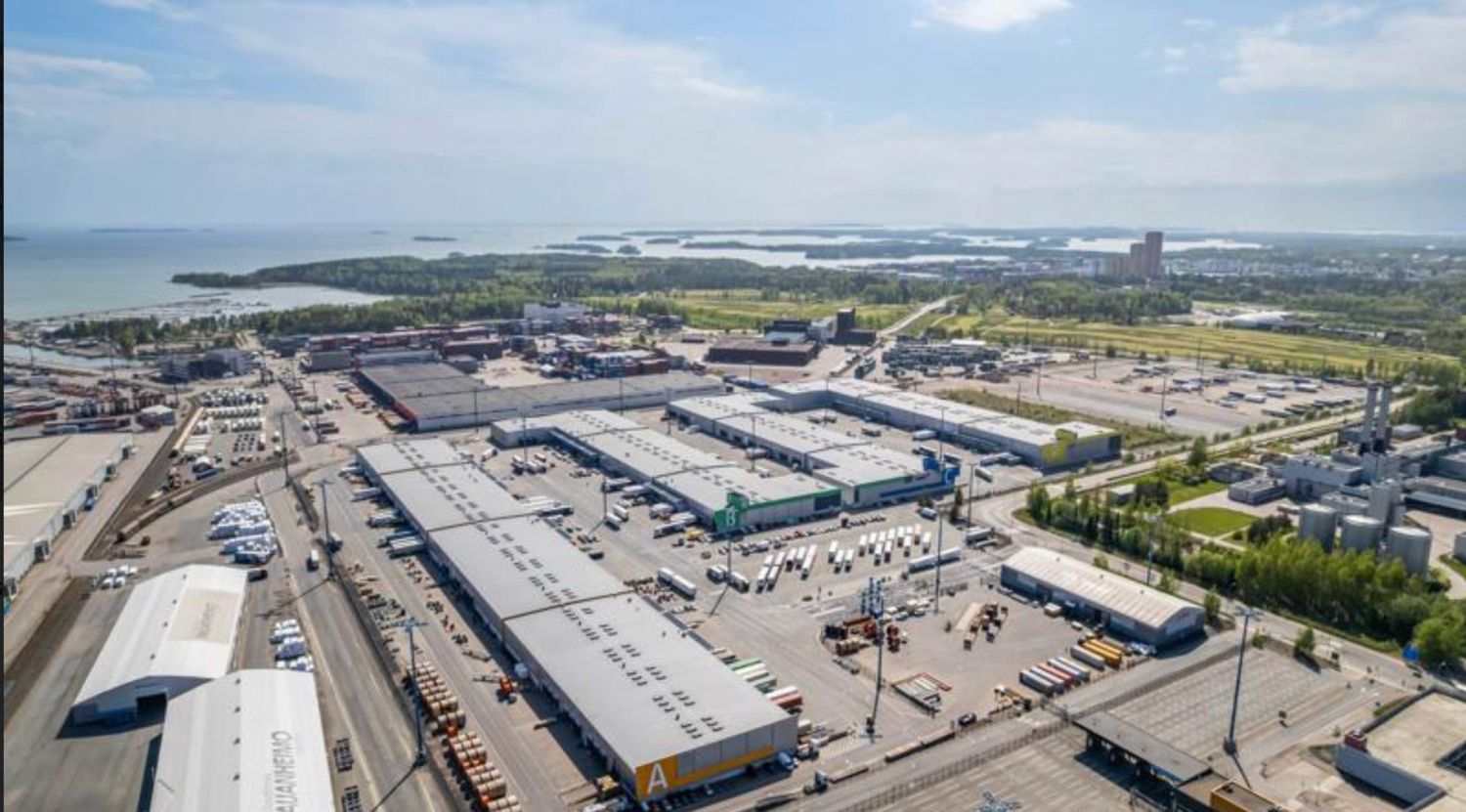 Vuokrattavana erittäin tehokas varastokiinteistö Suomen tärkeimmässä vientisatamassa, Vuosaareen sataman logistisen kesk...