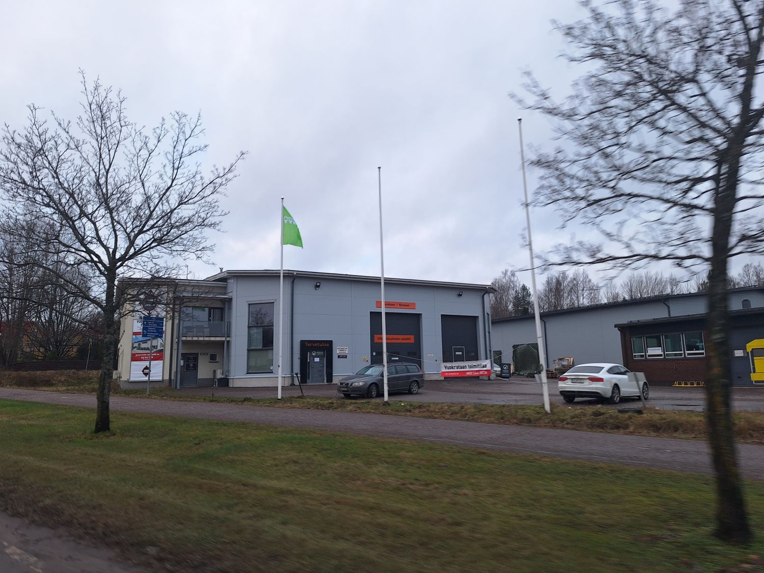 Näkyvällä paikalla toimitilaa Ilolassa!