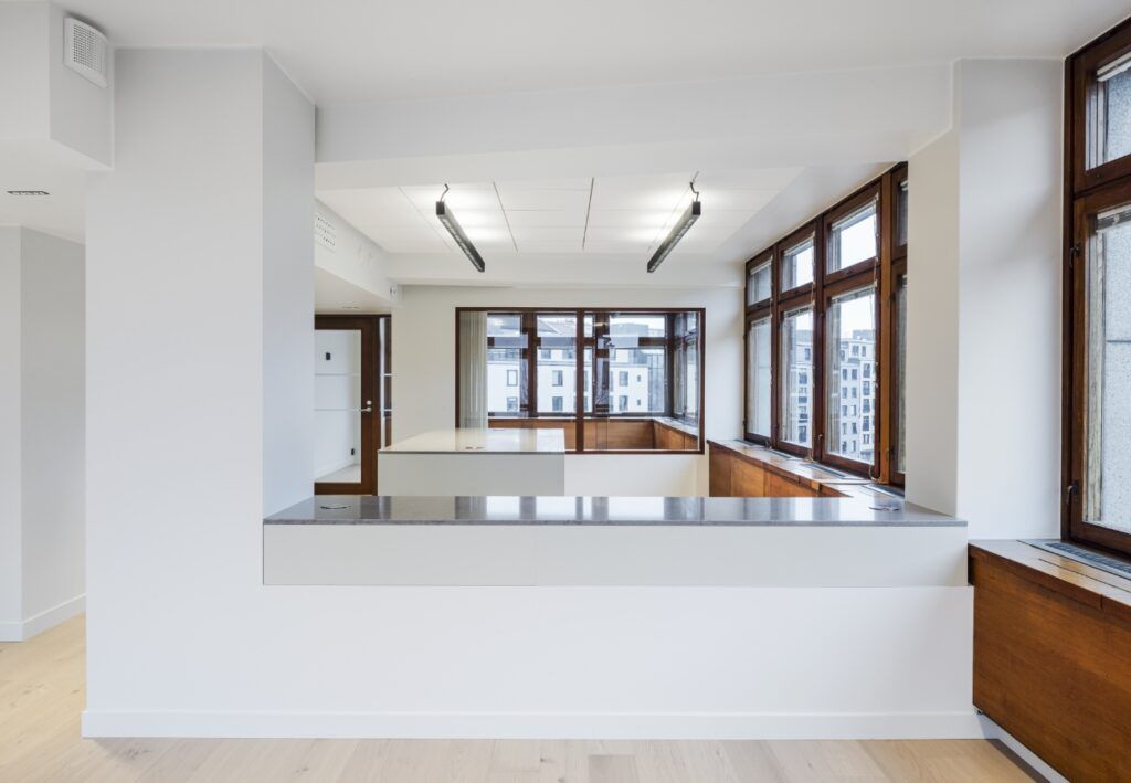 Keskeisesti toimitilaa Kampista