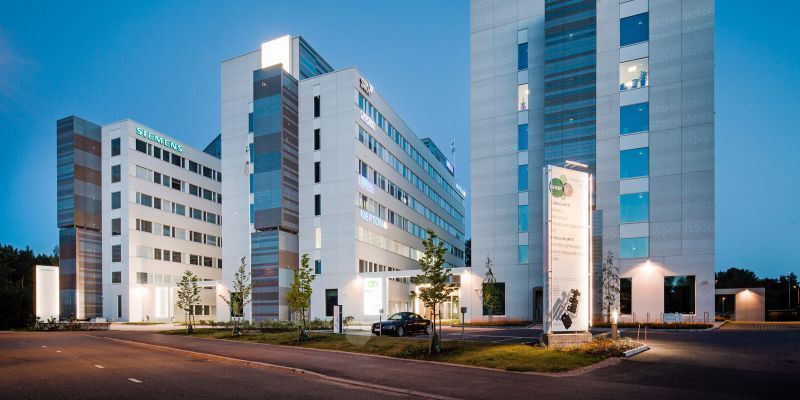 Siisti neljännen kerroksen 188 m² toimisto Turunväylän varrella Perkkaalla.