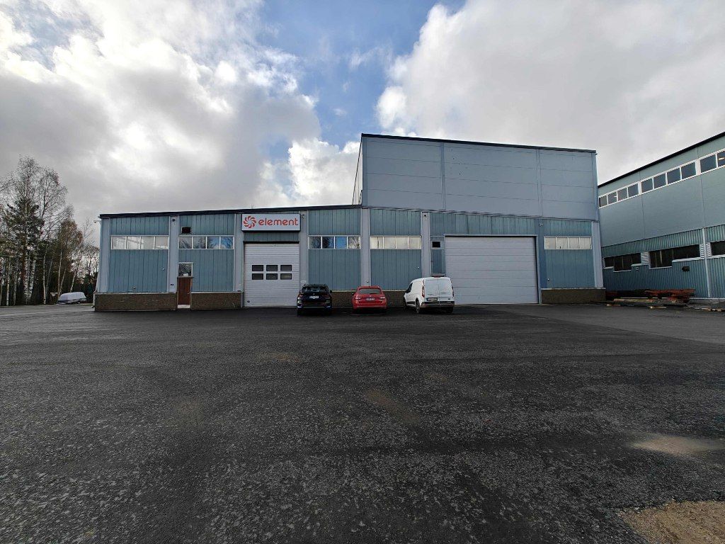 Hallikiinteistö tuotanto- tai varastokäyttöön