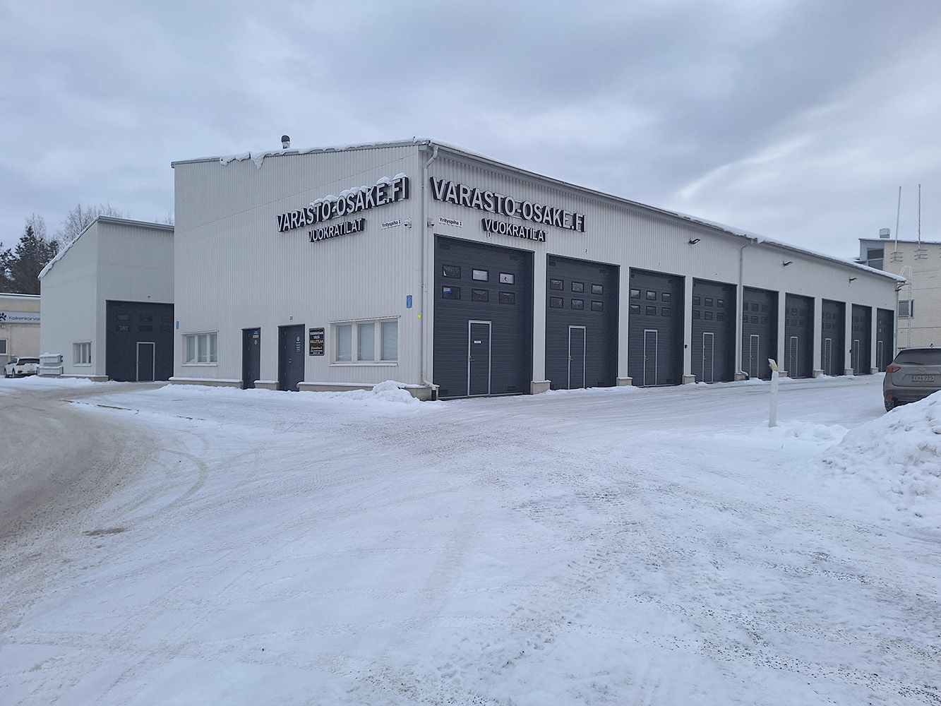 Iso parvellinen hallitila vuokrattavana Konalassa! 