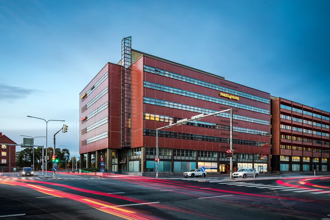 Ruoholahdessa sijaitseva toimistotila merinäkymin tarjoaa erinomaiset puitteet terapiapalveluiden tarjoajille, lakitoimi...