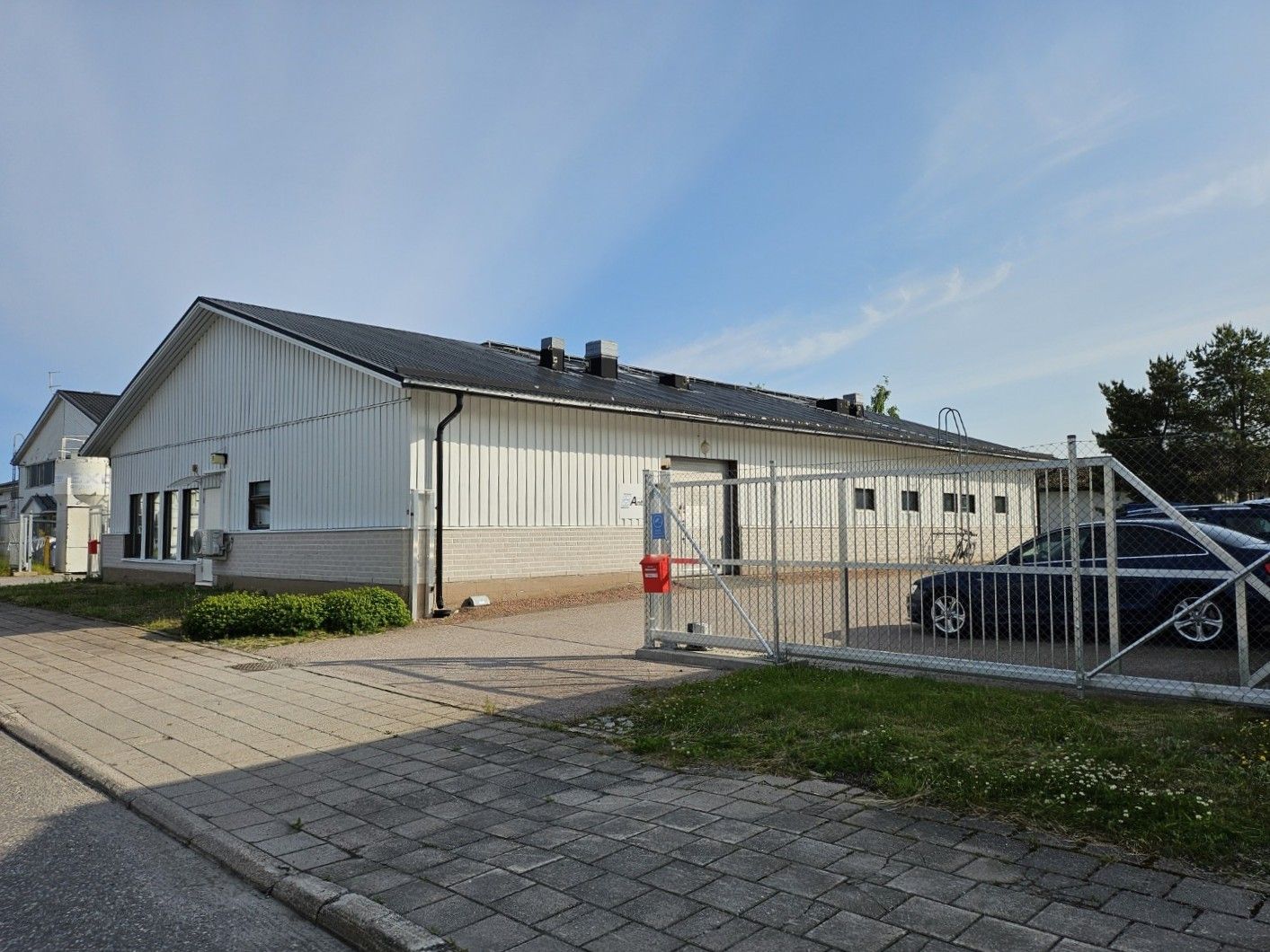 Vuokrattavana toimitila n. 360 m²