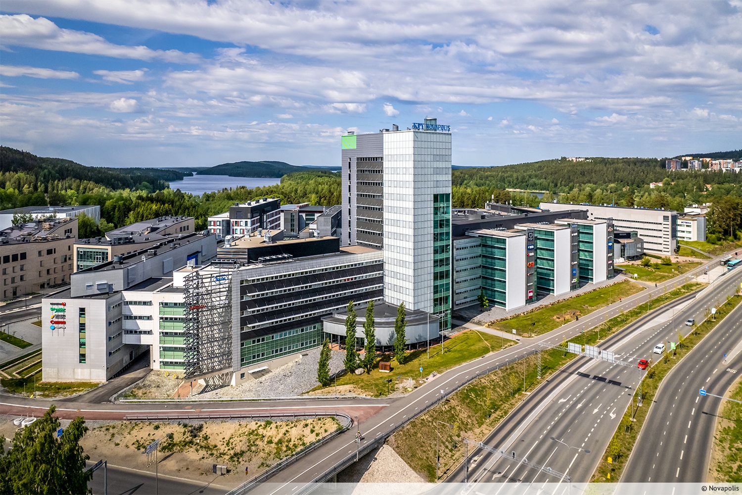 Vuokrataan N-osan 2. kerroksesta 70 m&sup2; toimistotila kasvavalla, kehittyv&auml;ll&auml; ja hyvin liikenn&ouml;idyll&...