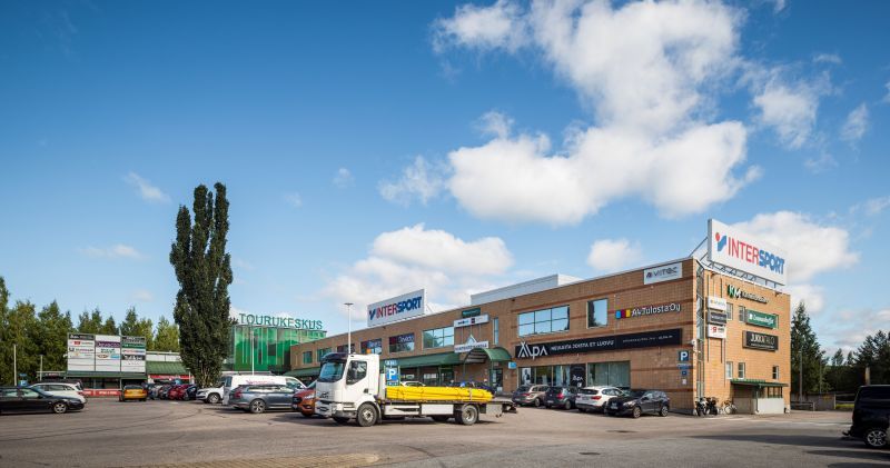 Vuokrataan n. 464 m2 varastotilaa Jyväskylän Tourulasta näkyvältä paikalta Tourulantien varresta.  Tämän lisäksi kiintei...