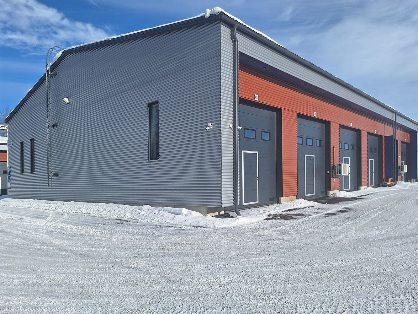 Uudenkarhea, laadukas varastohallitila vuokrattavana!