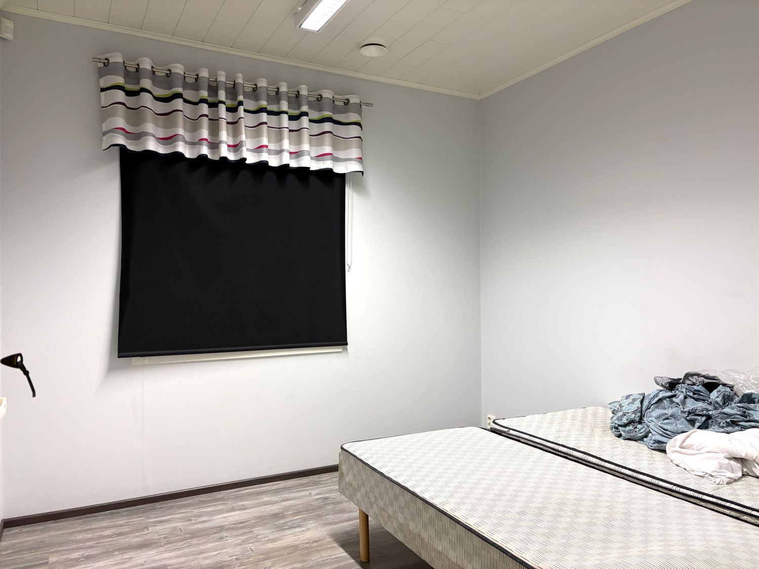 Toimistohuoneita 3kpl