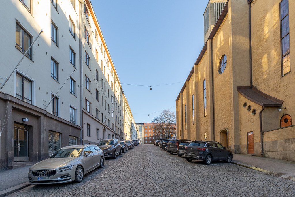 Katutason vapaa liiketila