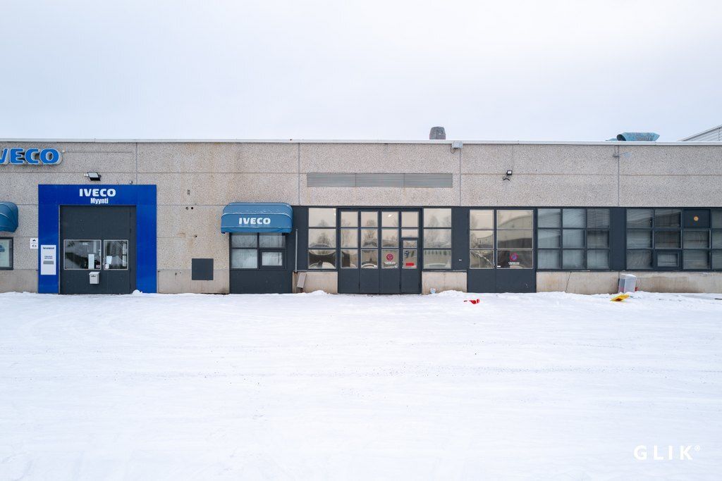 Kiinteistö Oy RasCenter! Multisillassa, Tampereella. 
Nyt on vapautunut hyväkuntoinen noin 316 m2 hallitila joka on toim...