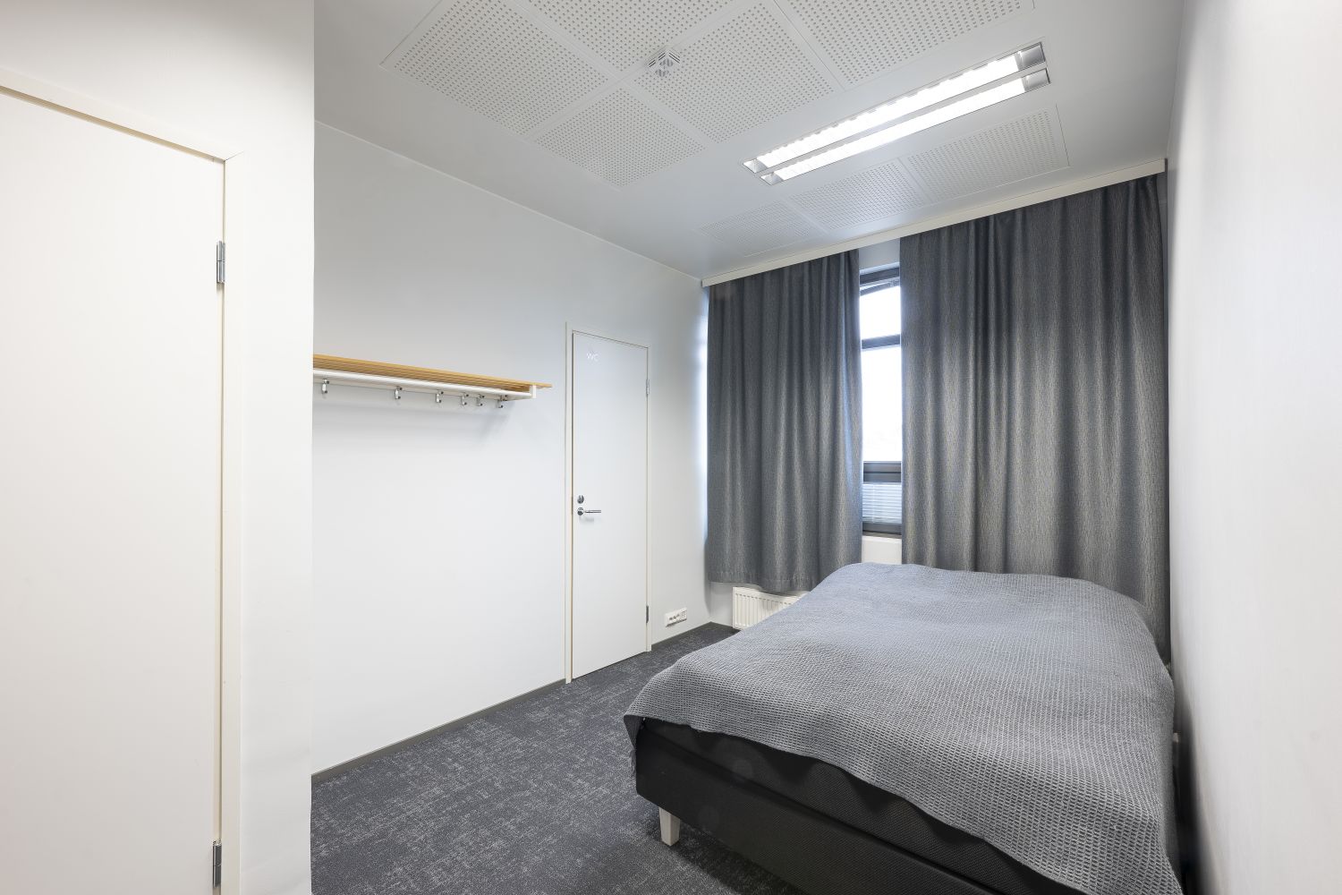 Saunaosaston huone soveltuu lepotilaksi