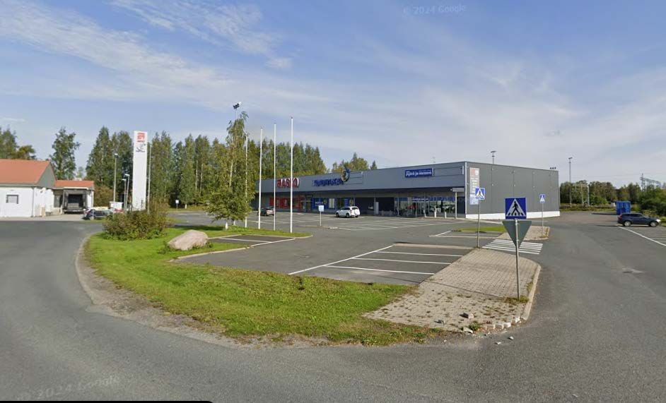 Vuokrattavana katutason 1000 m2 liiketila. Tila sijaitsee erinomaisella sijainnilla Kemin keskustassa. Naapurissa on mm....