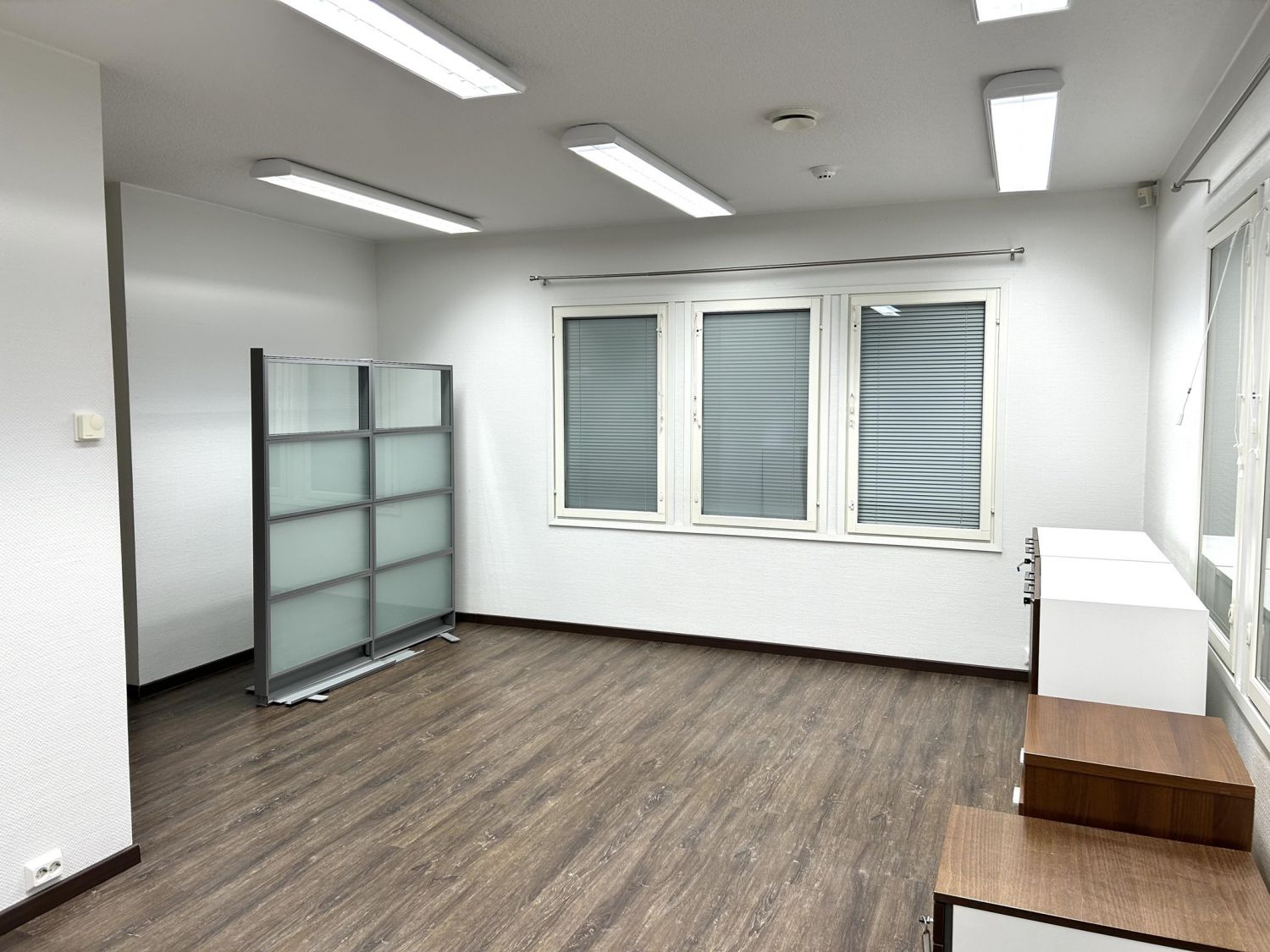 Kuva vastaavasta toimistosta sama kerros