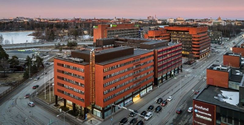 Vuokrataan Salmisaaren Liiketalosta valoisa neljännen kerroksen toimistotila. Sisäkuvat ovat mallikuvia, tilat rakenneta...