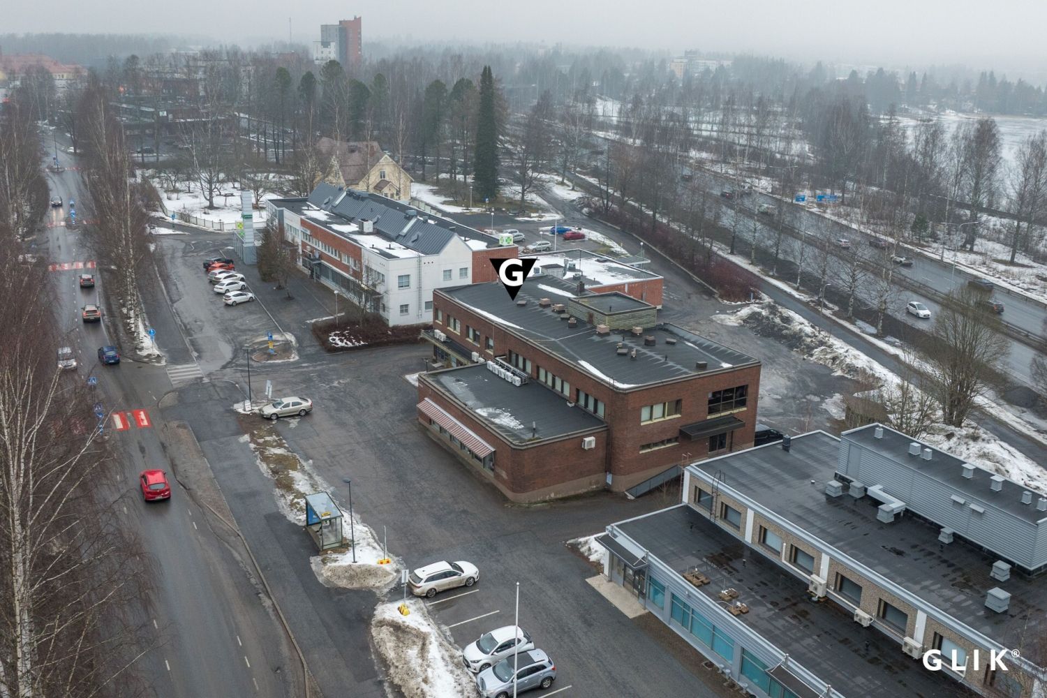 Ylöjärven keskustassa monipuolinen tila joka on ollut viimeiset ajat lääkärikeskuksen käytössä. Alunperin rakennuksessa ...