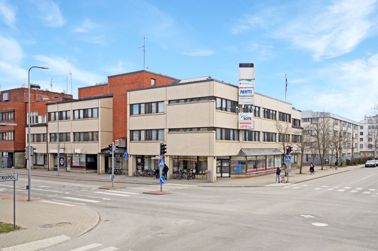 Monikäyttöinen liiketila Torikatu 30 2. krs