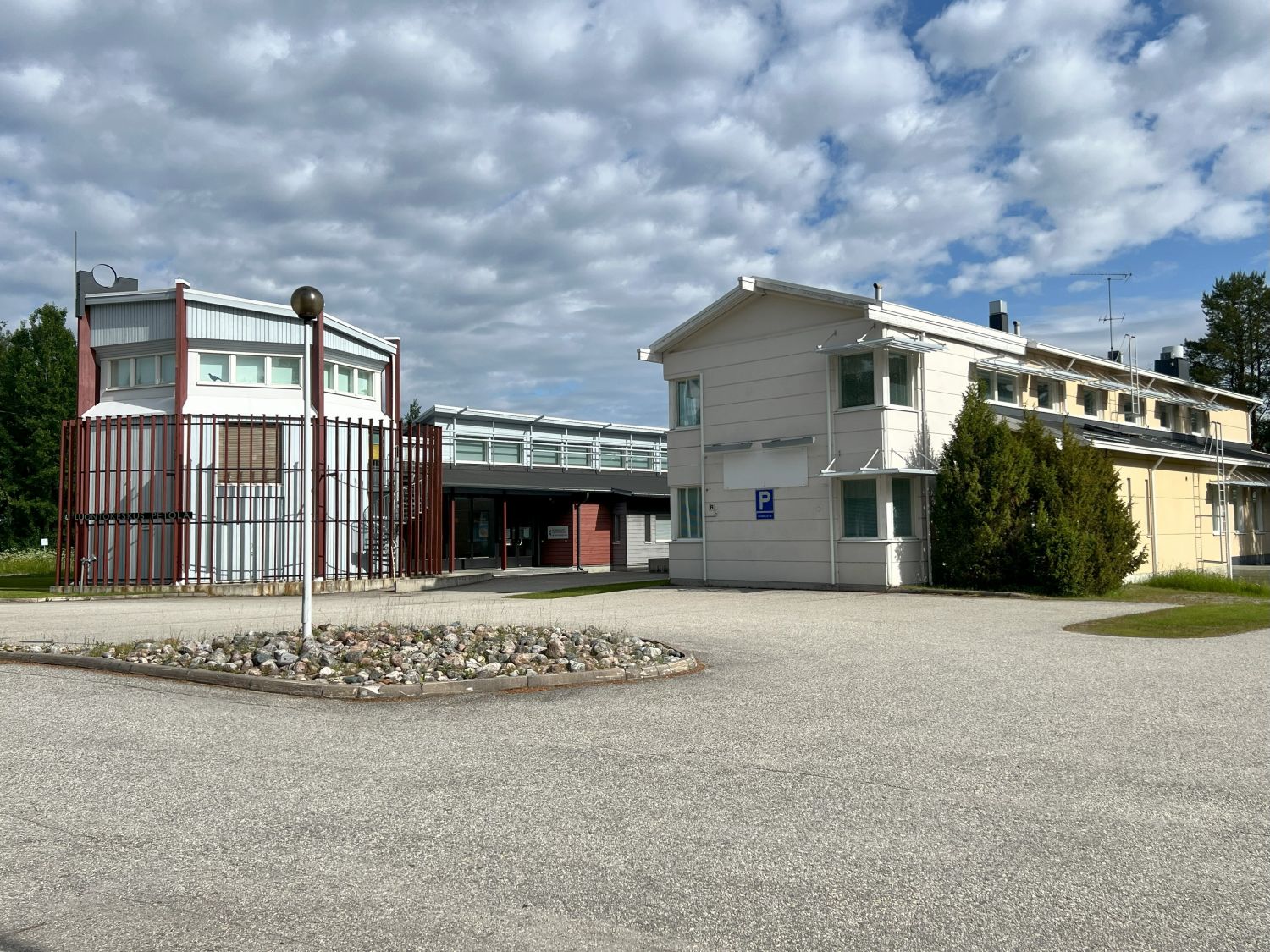 Luontokeskus ja tutkimuskeskus