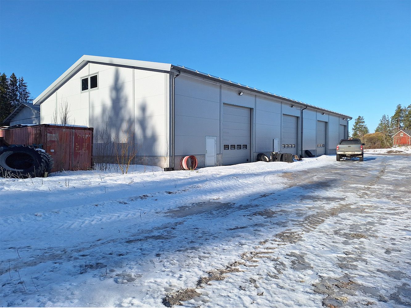 Vuokrataan hallitilaa teollisuushallirakennuksesta Askolassa!