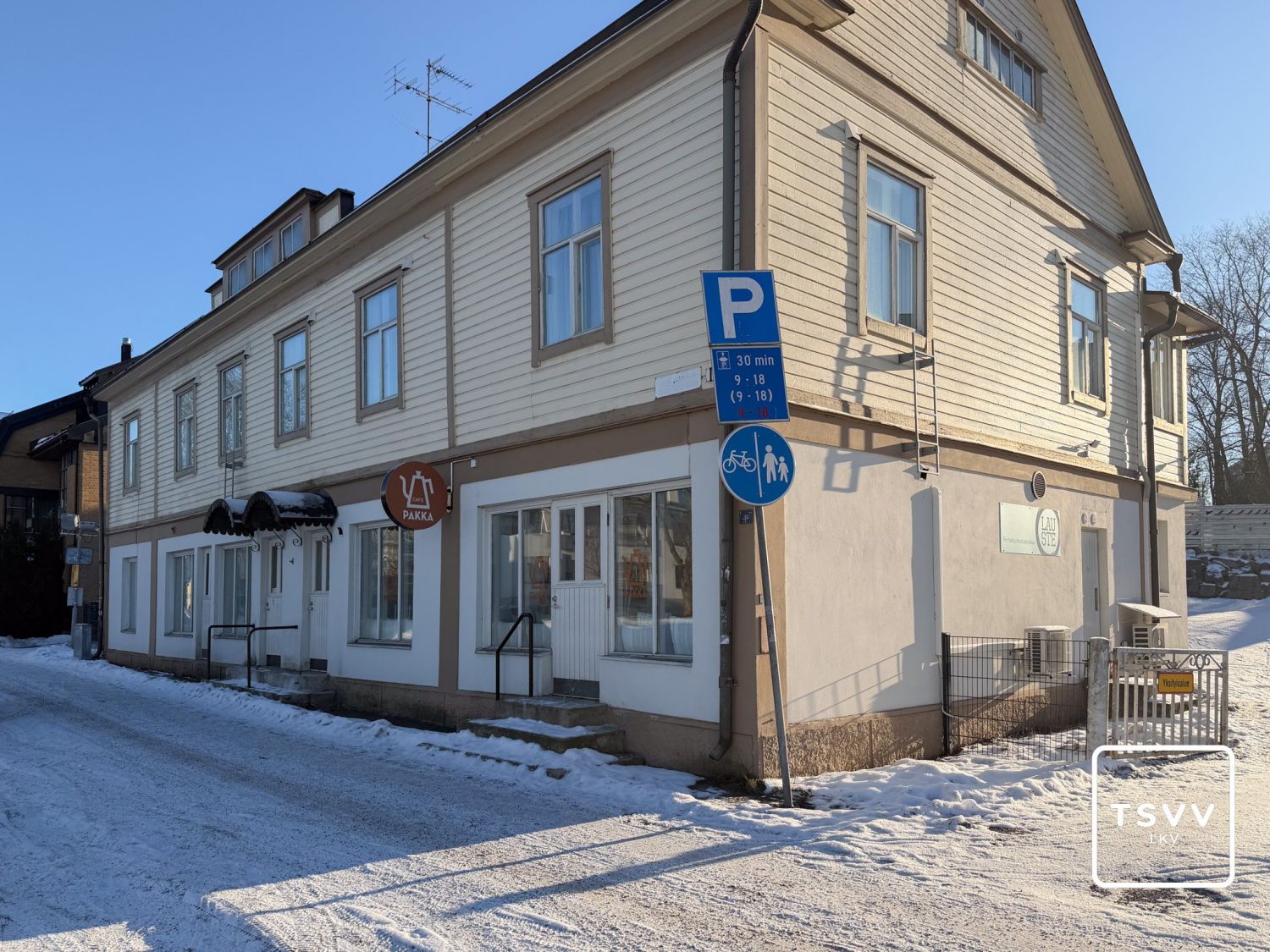 Vuokrattavana viehättävä ravintola/kahvilatila Turun keskustan tuntumassa, Vanha Hämeentiellä. Tämä 49 neliömetrin tila ...