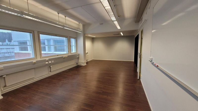 Viitekuva rakennuksen toimistotiloista