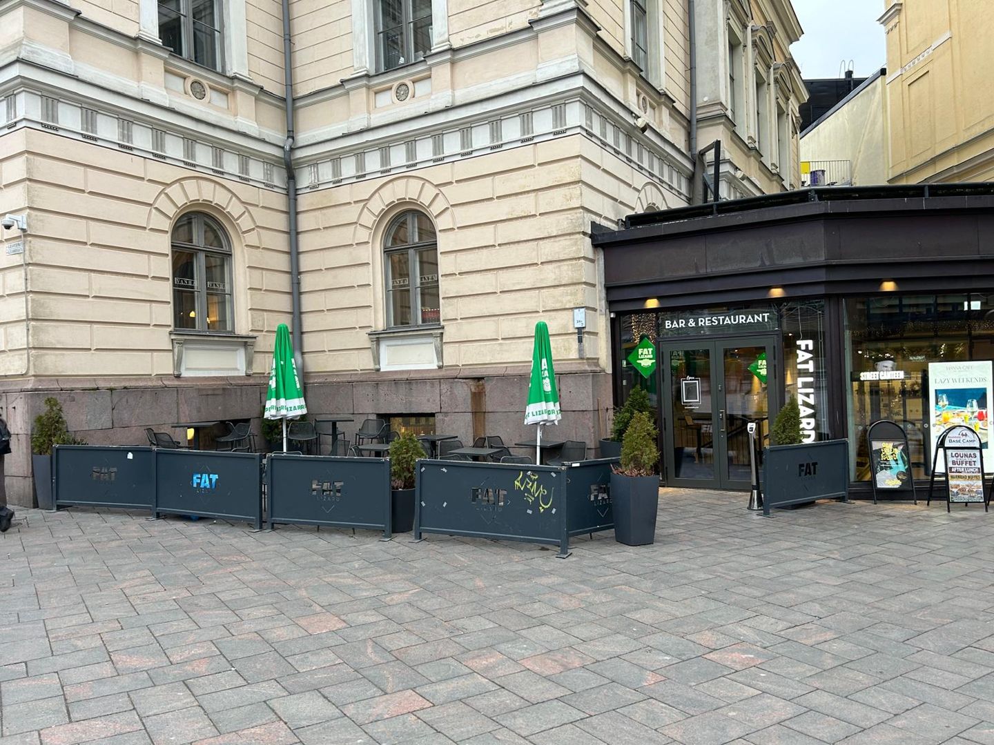 Upea ravintolatila ydinkeskustassa Kaivopihalla, tästä ei sijainti parane! Tilan koko on 431 m2 + 21 m2 varasto. Mahdoll...