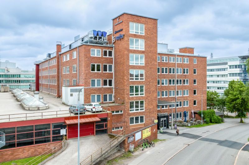 Valimotie 13a tarjoaa toimitilaa pienistä toimistohotellihuoneista aina suurempiin, omalla sisäänkäynnillä ja taukotiloi...