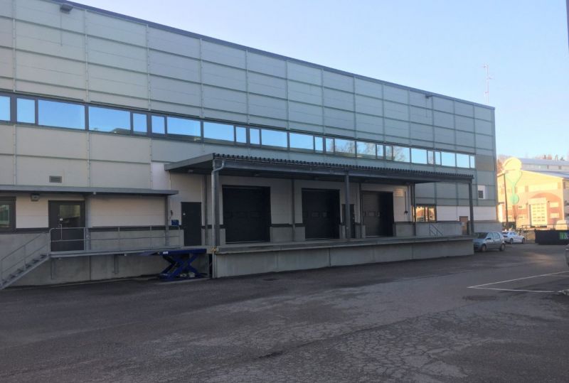 Vuokrattavana nykyaikaista, monikäyttöistä toimisto-/varastotilaa.