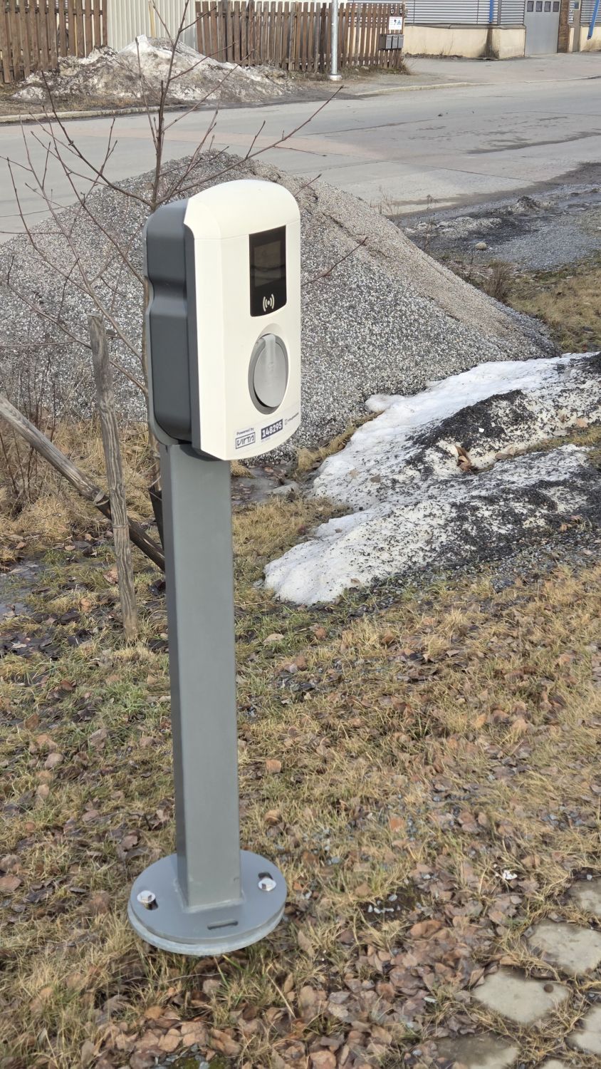 Sähköauton latauspiste