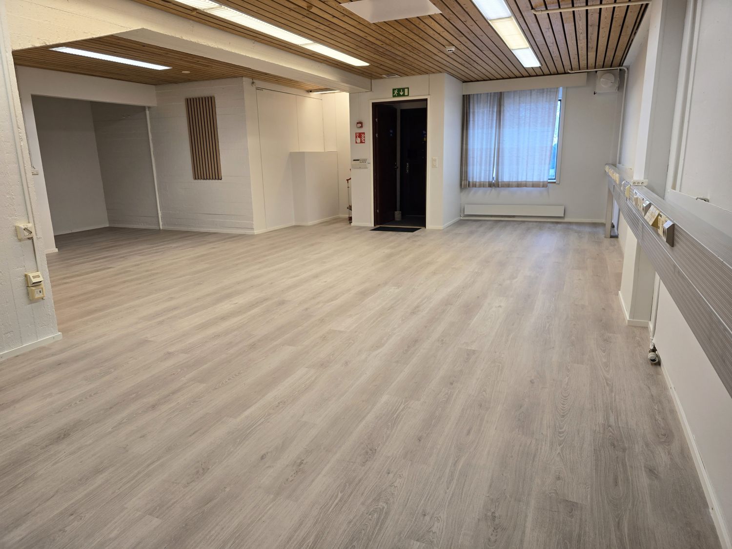 Toimistotilaksi tai vast. 116 m2 omalla sisäänkäynnillä 1. krs. Toimistotilan alapuolella DNA:n käytössä ollutta hyvin i...