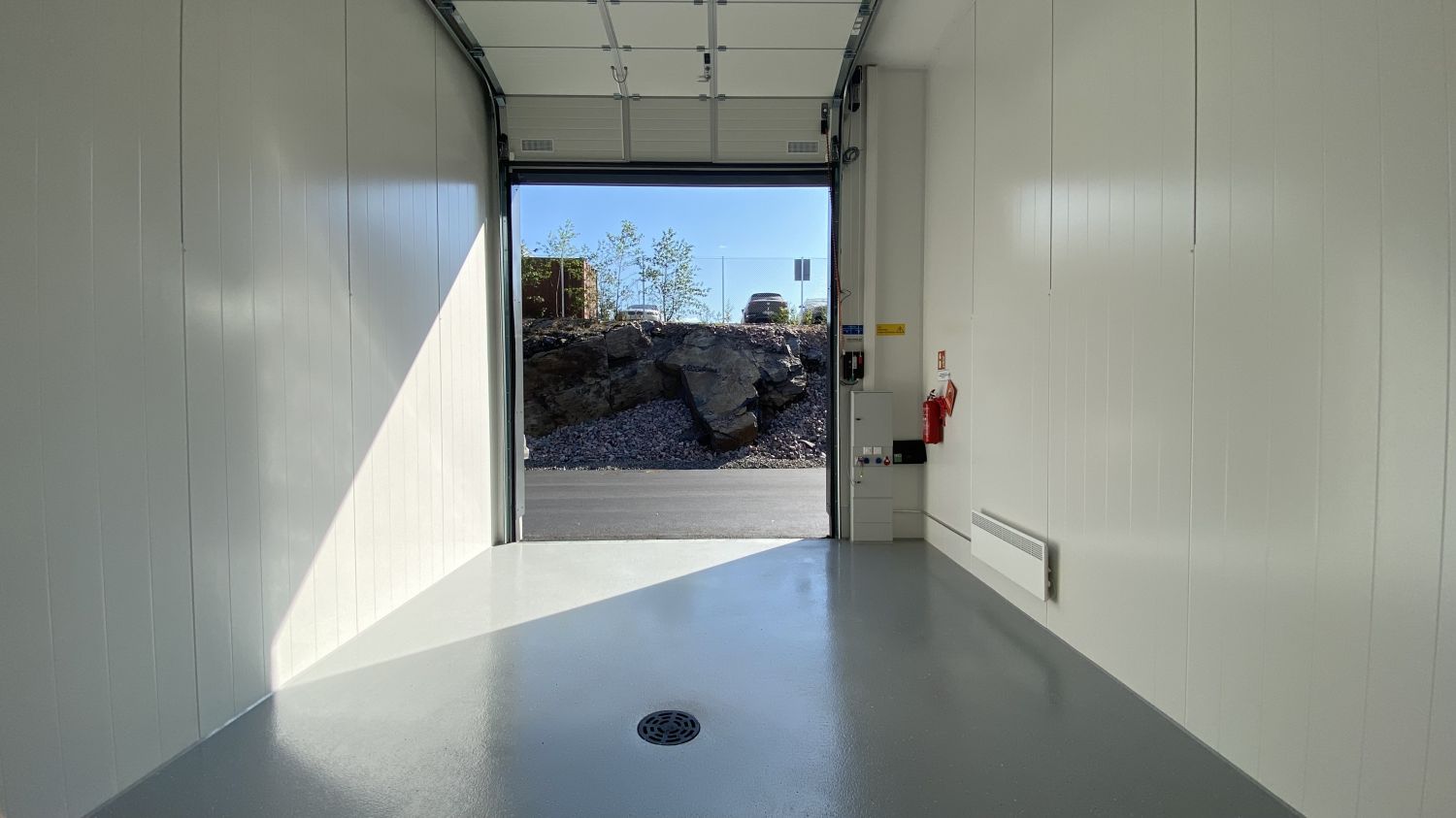 Vantaankosken Talliosakkeelta monikäyttöinen varasto, autotalli, harraste-, toimitila 32.