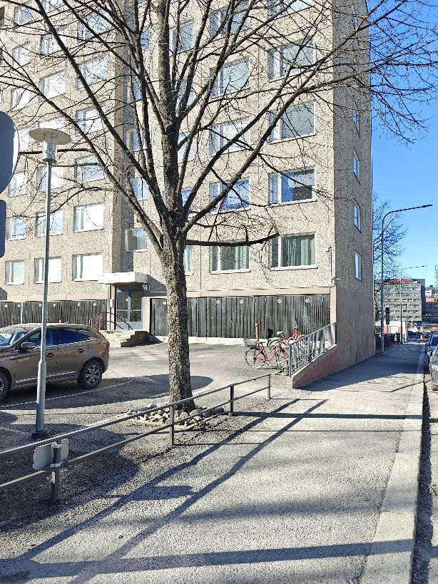 HARRASTE-, KOKOUS- TAI TYÖTILA TAMMELASSA!