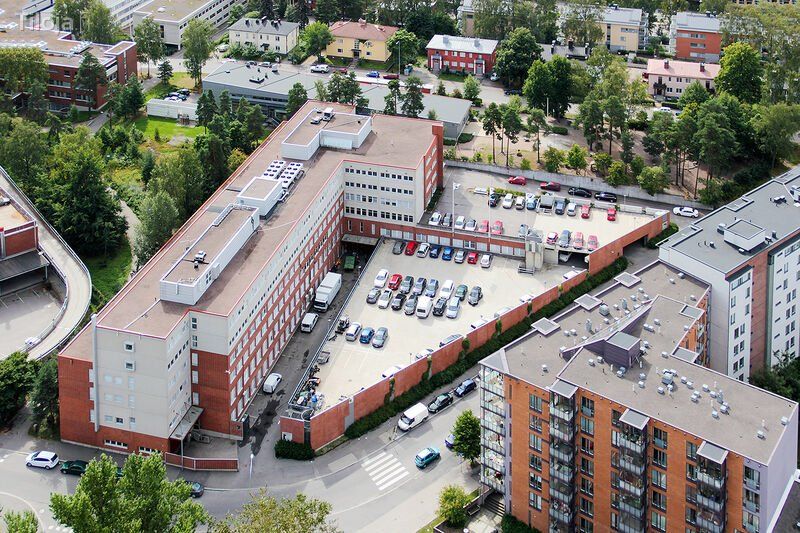 Vuokrattavana viidennen kerroksen asiakkaan käyttöön modifioitava toimistotila Helsingin Pitäjänmäestä. Toimistokiinteis...