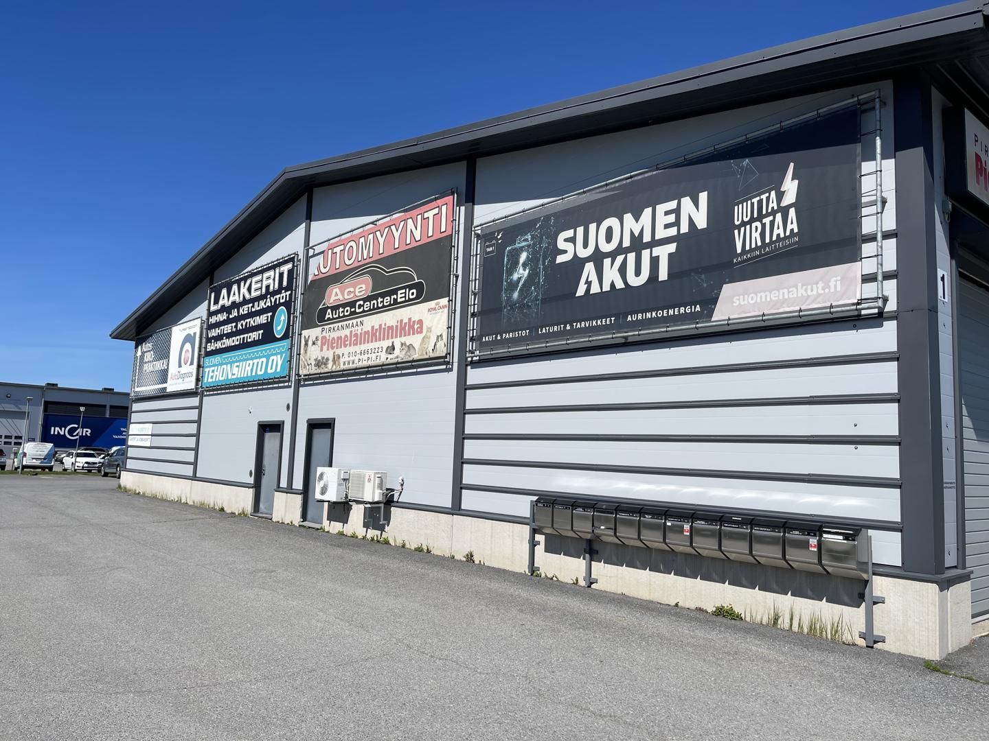 Laadukas 155m² hallitila isolla parvella, kahdella toimistolla ja sosiaalitiloilla