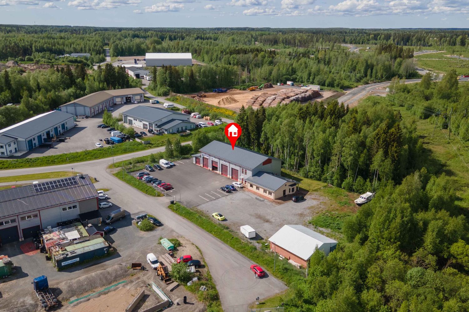 Erinomaisesti rakennettu hallikiinteistö Elovainiossa – huippusijainti ja poikkeuksellisen hyvät tilat

Ylöjärven Elovai...