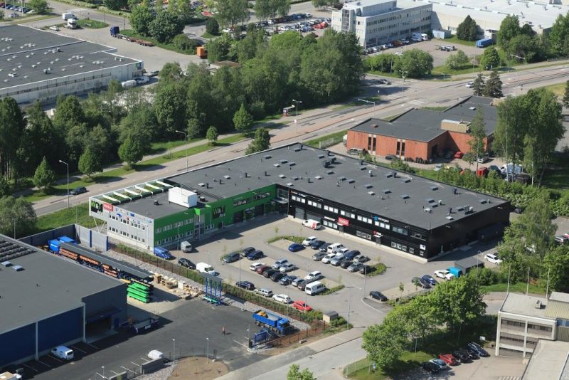 Avia Work & Trade Center tarjoaa monikäyttöisiä myymälä-, näyttely-, toimisto-, huolto ja asennus sekä varastotiloja kes...