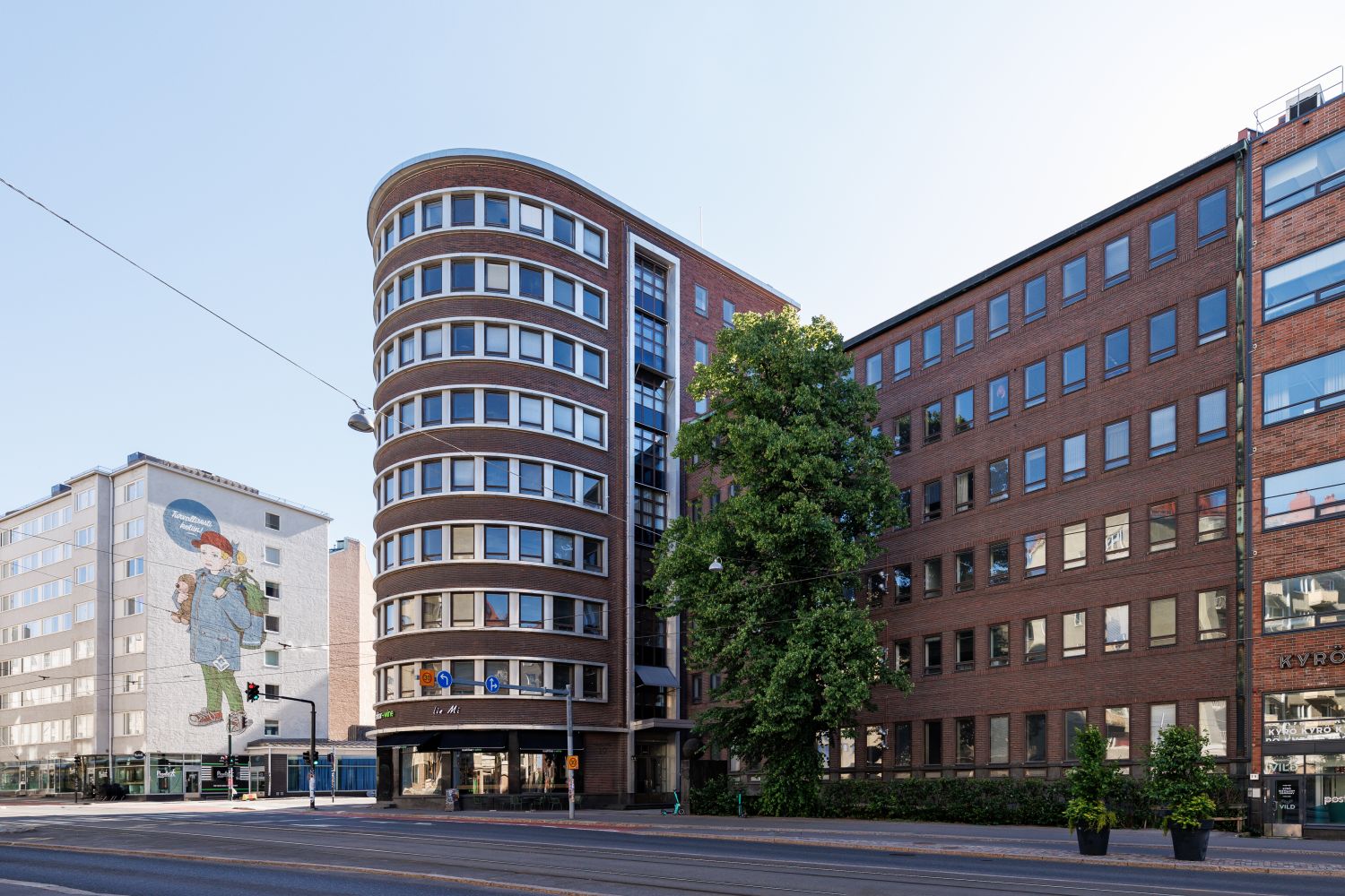 Arvokas 579 m² funkkistoimisto historiallisessa rakennuksessa