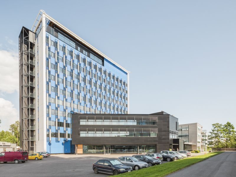 Tyylikäs 9. kerroksen 125,5 m² toimisto kestävän kehityksen periaatteella toteutetussa kiinteistössä meren rannalla, Kei...