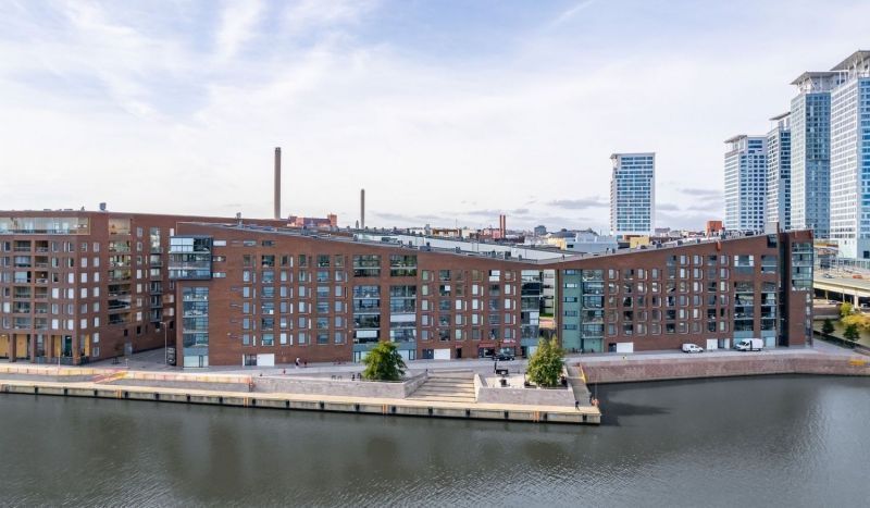 Siisti 81,5 m² tomisto-/liiketila näyttävällä näköalalla Kalasatamassa, meren rannassa