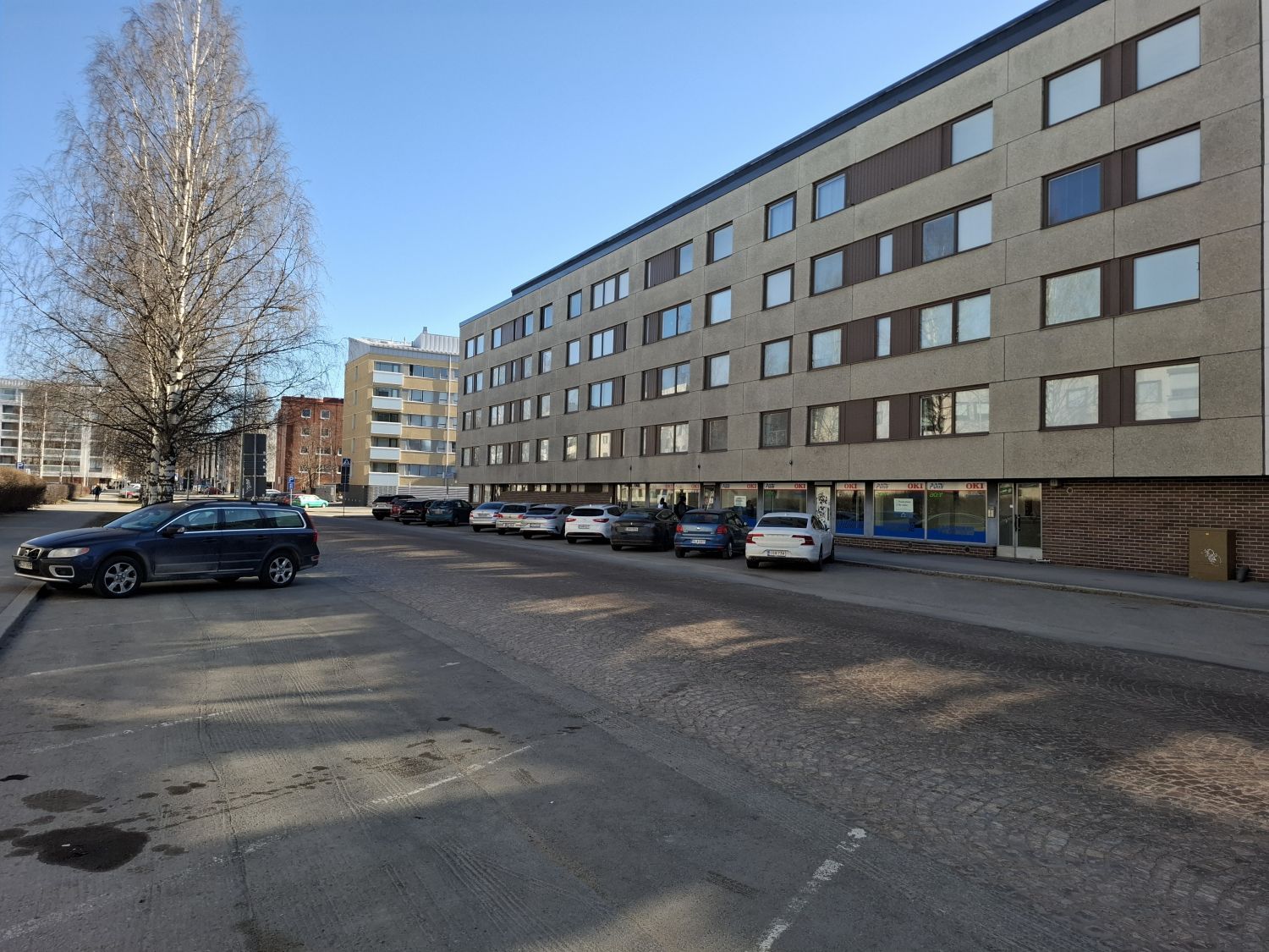 Katutason liiketila Oulun keskustan läheisyydestä – loistavalla sijainnilla, oma tontti!

Oulussa Heinäpäässä sijaitseva...