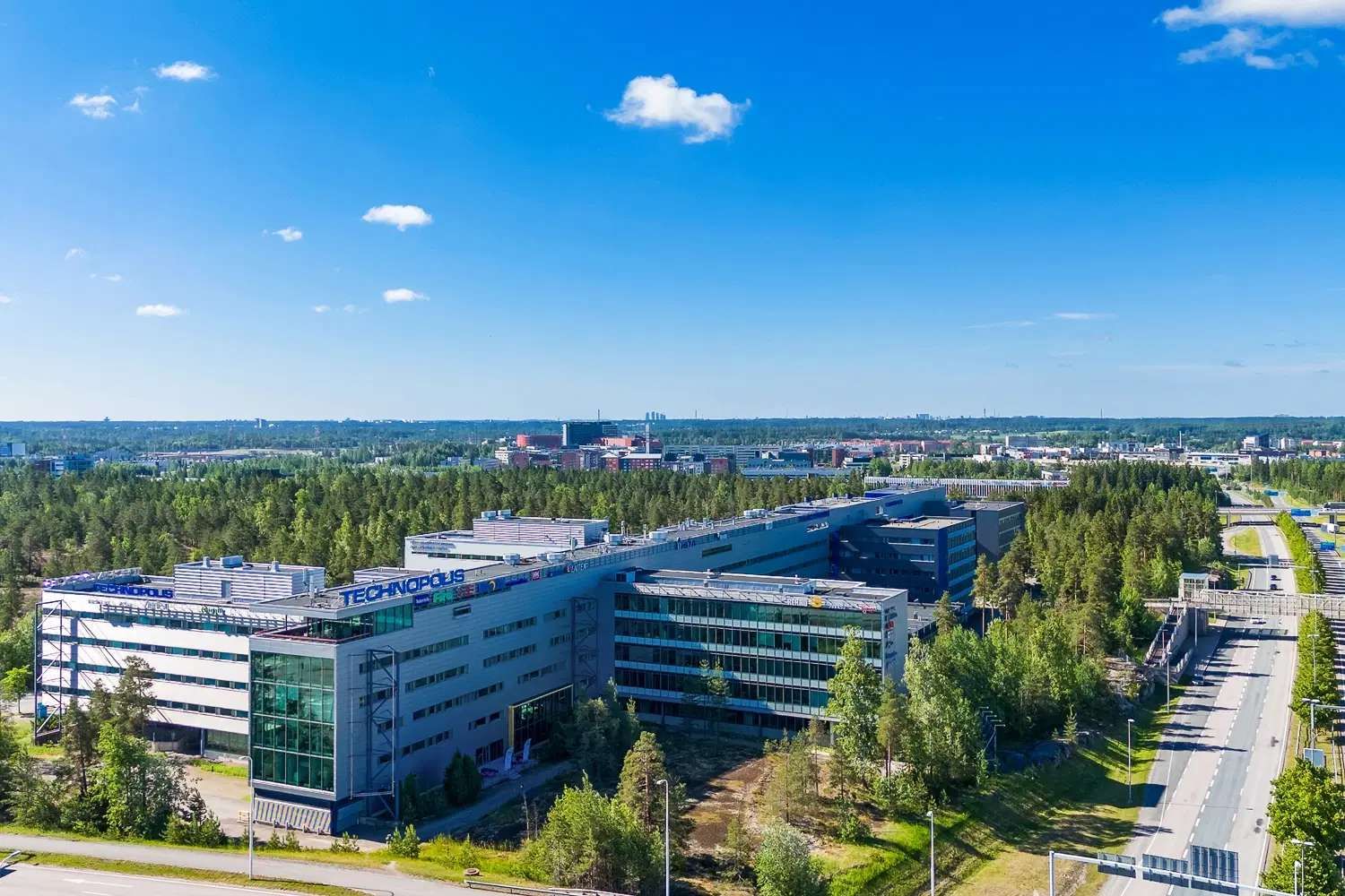 Technopolis Aviapolis -kampus sijaitsee lentokentän läheisyydessä strategisesti hyvällä sijainnilla liiketoiminnalle. 20...