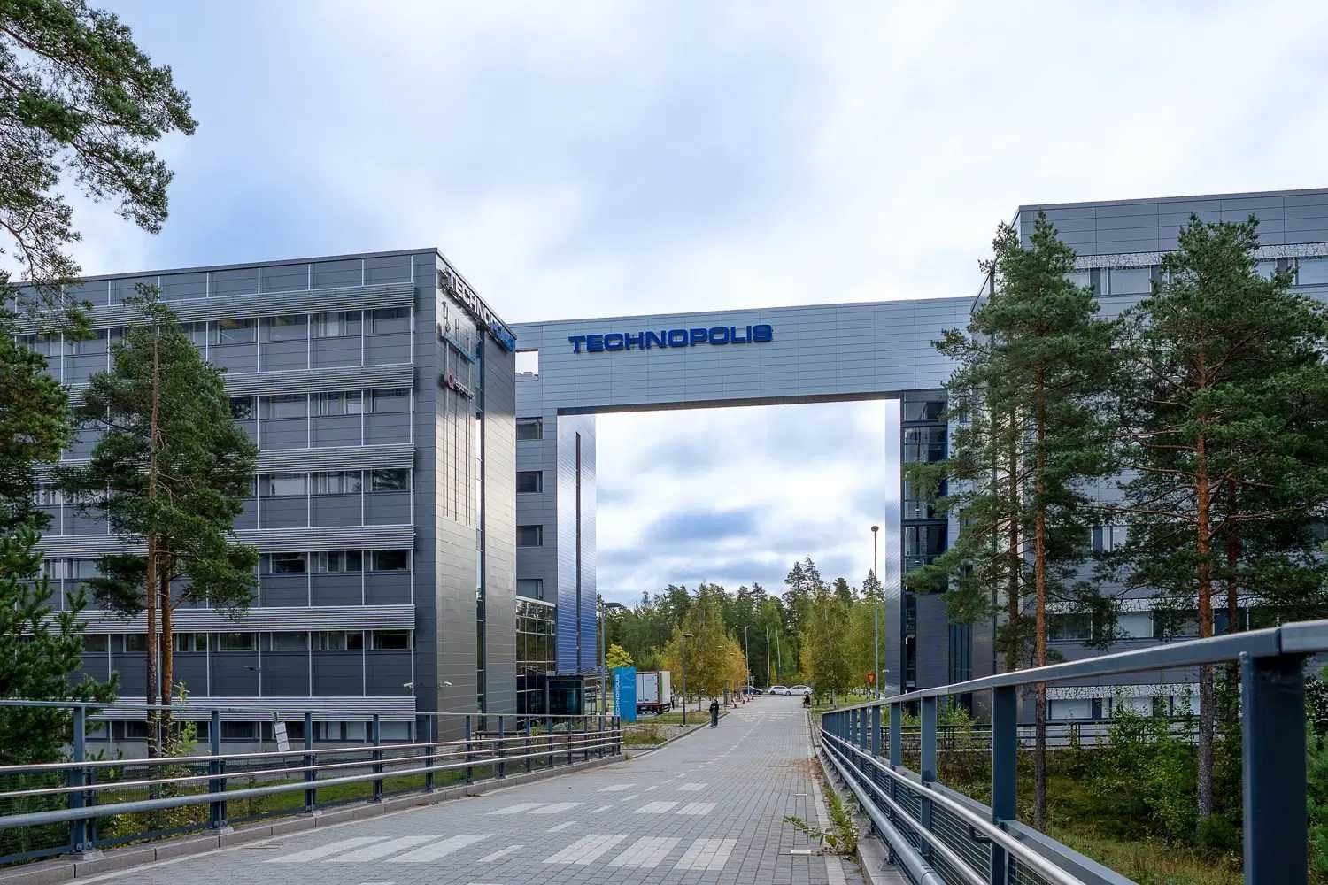 Technopolis Aviapolis -kampus sijaitsee lentokentän läheisyydessä strategisesti hyvällä sijainnilla liiketoiminnalle. 20...