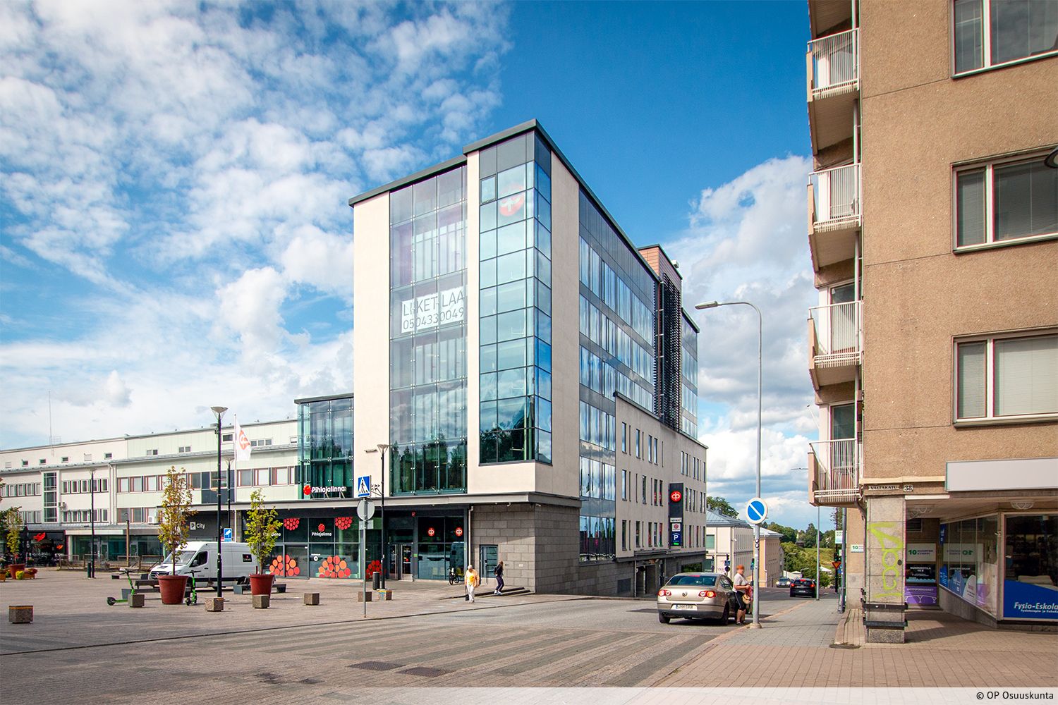 Vuokrataan 5. kerroksen toimistoksi ja liiketilaksi soveltuva toimitila Lappeenrannan ydinkeskustassa. Tilat esteettömät...