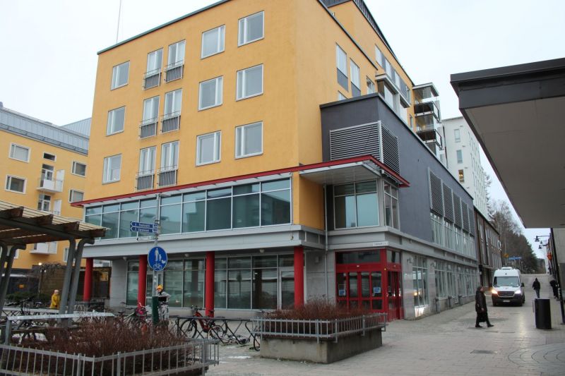 Mualiman navalta eli Kuopion torilta alle 100 metrin etäisyydellä sijaitseva siisti liike- tai toimistokäytön kohde nyt ...