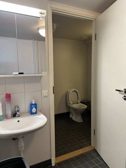 Yläkerran sosiaalitilat