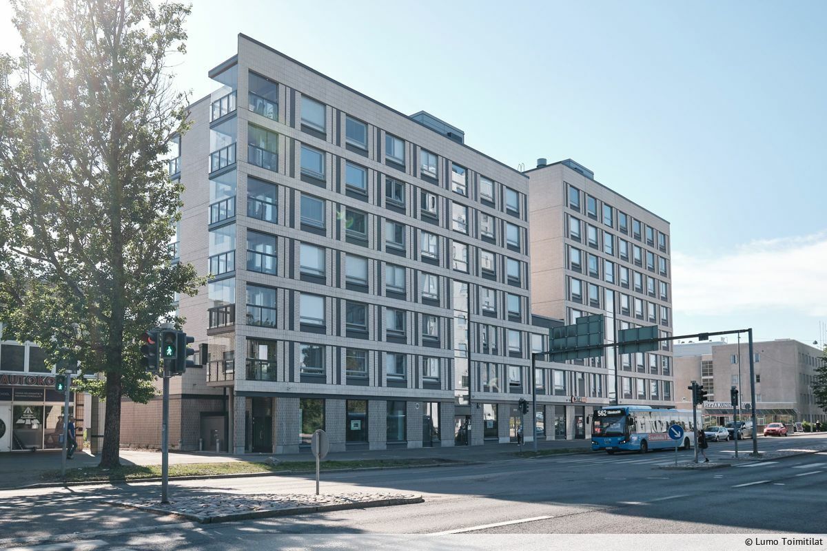 Vuokrattavana moderni ja avara 119 m² katutason liiketila keskeisellä sijainnilla aivan Malmin juna-aseman tuntumassa. S...