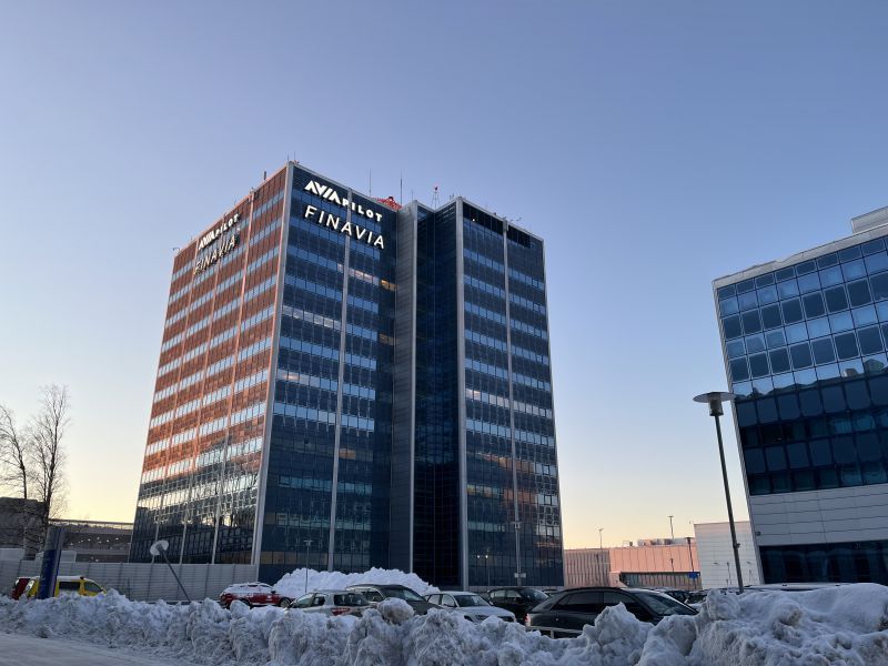 Vuokrattavana 2. kerroksen viihtyisiä, erikokoisia toimistohuoneita pientoimistoalueelta. 