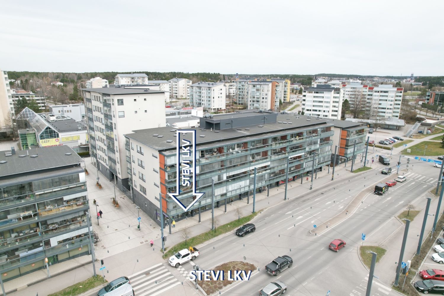 157m2 Liiketila / toimisto / myymälä Raision Keskustassa *Uudehko talo 2007