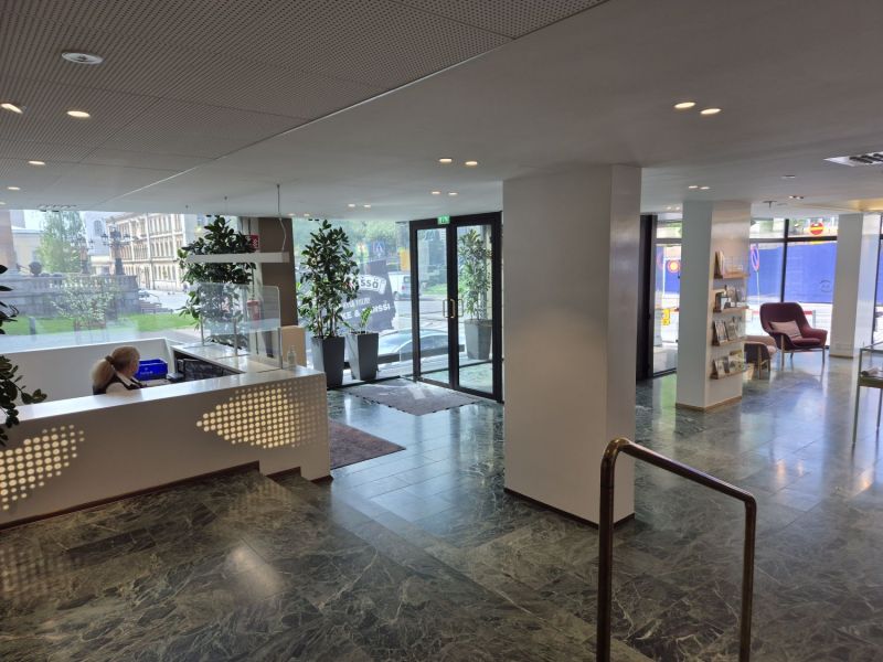 kiinteistön aula